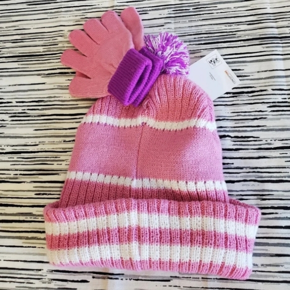 Minnie Mouse Children's Varsity Pink and Purple Hat and Gloves Set - Picture 2 of 2